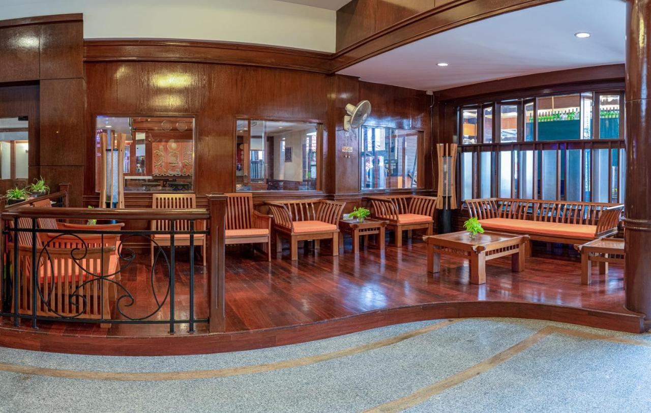 Rattana Beach Hotel By Shanaya Karon Luaran gambar